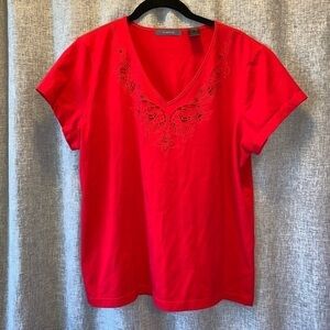 Women’s xlarge Liz Claiborne vneck tee